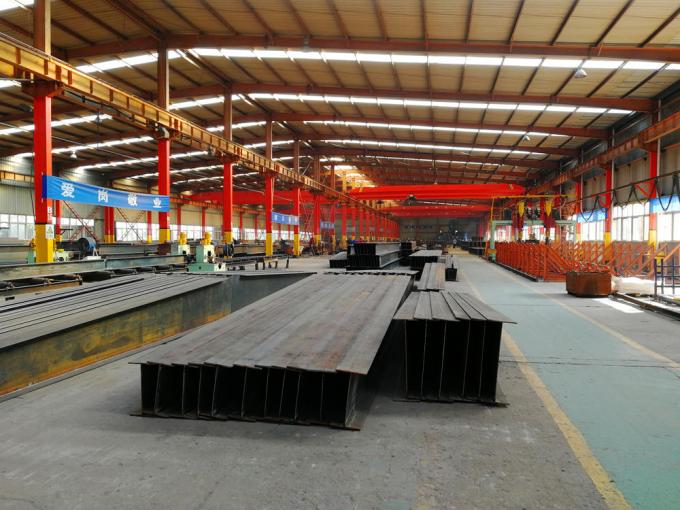Q235B Costruzione di strutture in acciaio Costruzioni in acciaio prefabbricate con pannelli isolanti 5